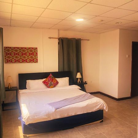 La Casa Baatsona Apts Sakumono 外观 照片