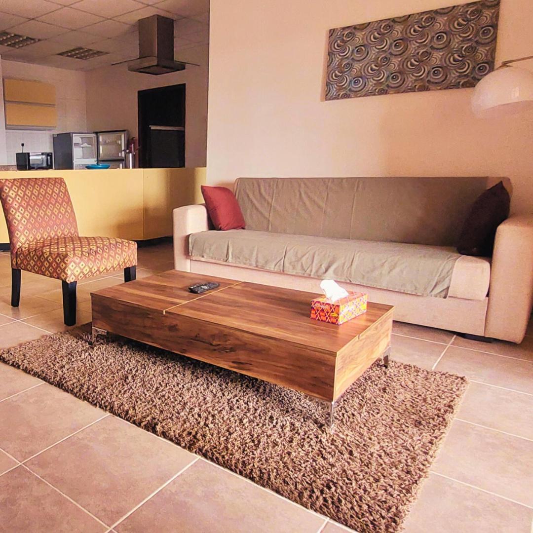 La Casa Baatsona Apts Sakumono 外观 照片