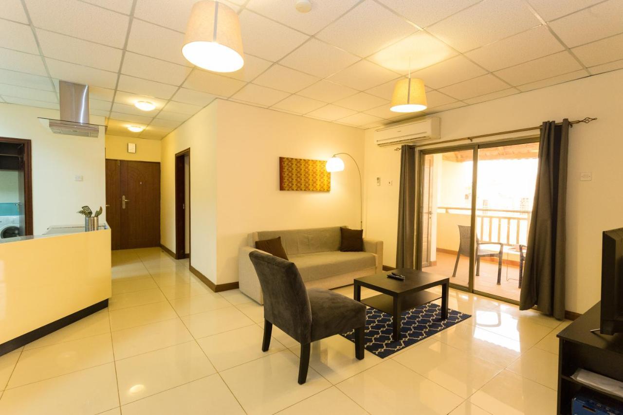 La Casa Baatsona Apts Sakumono 外观 照片
